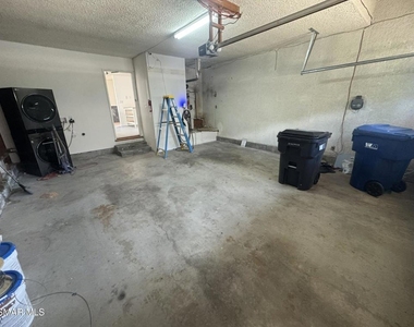 6712 Randiwood Lane - Photo Thumbnail 26
