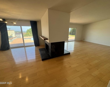 6712 Randiwood Lane - Photo Thumbnail 9