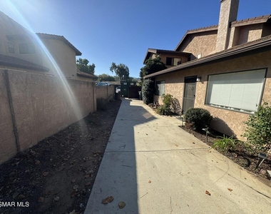 576 Pinecliff Place - Photo Thumbnail 26