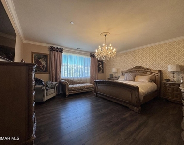 262 Talbert Avenue - Photo Thumbnail 6