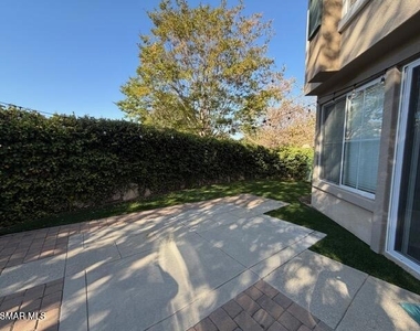 485 Bannister Way - Photo Thumbnail 17