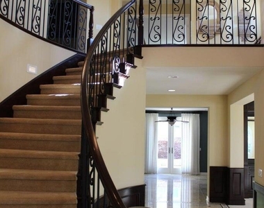 1555 Arroyo View Street - Photo Thumbnail 41