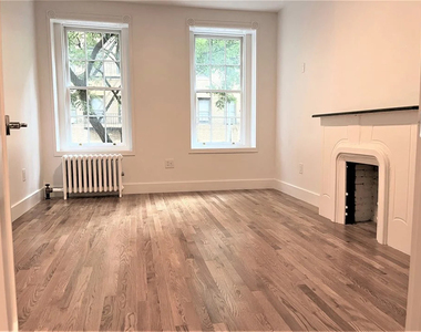  East 92nd Street - Photo Thumbnail 4