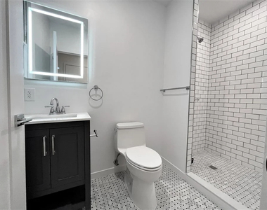  East 92nd Street - Photo Thumbnail 8