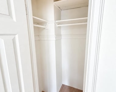 East 38th Street - Photo Thumbnail 7