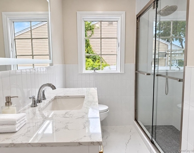 77 Vassar Lane - Photo Thumbnail 4