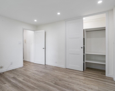 6125 97th Street - Photo Thumbnail 22