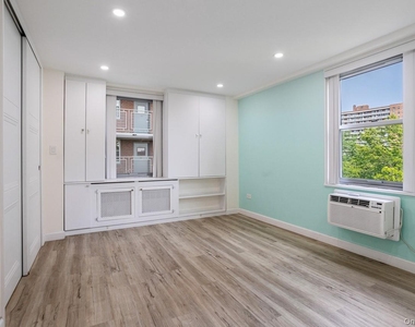 6125 97th Street - Photo Thumbnail 19