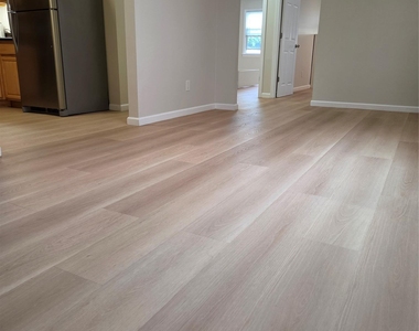 14903 Beech Avenue - Photo Thumbnail 5