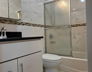 14903 Beech Avenue - Photo Thumbnail 7