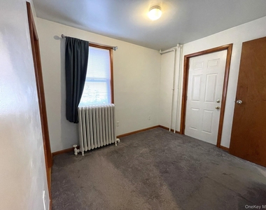 234 Husted Street - Photo Thumbnail 8