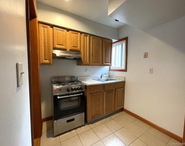 234 Husted Street - Photo Thumbnail 5