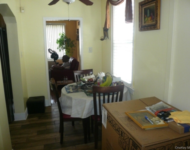 16932 144th Road - Photo Thumbnail 12