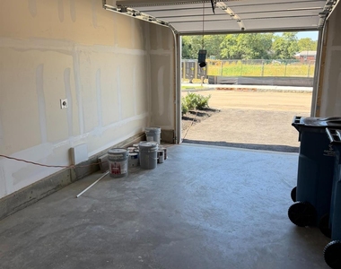 918 District Boulevard - Photo Thumbnail 17