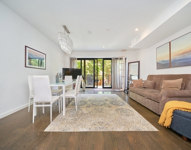 247 W 122nd Street - Photo Thumbnail 9
