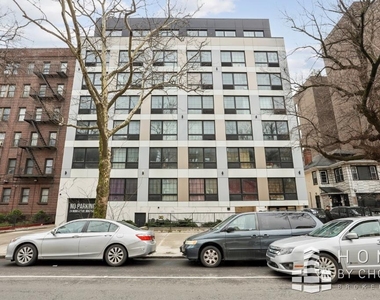 88 Linden Boulevard - Photo Thumbnail 13