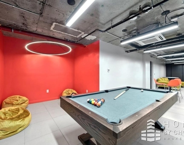 88 Linden Boulevard - Photo Thumbnail 8