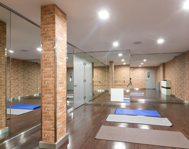 123 Parkside Avenue - Photo Thumbnail 19