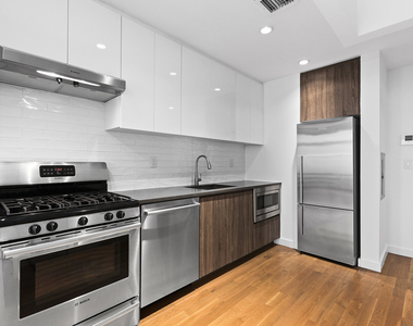 247 N 7th Street - Photo Thumbnail 2