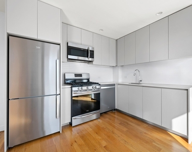 123 Hope Street - Photo Thumbnail 3