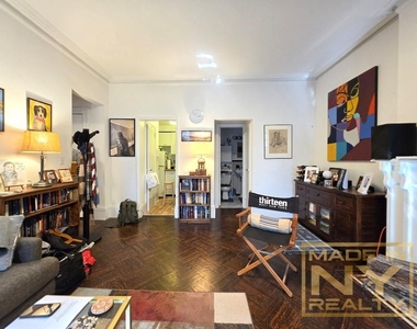 23 E 93rd Street - Photo Thumbnail 1