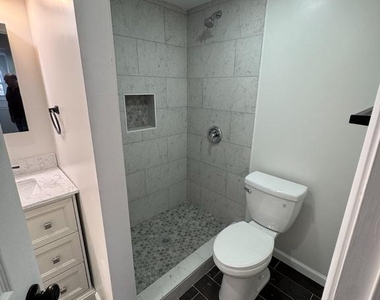 94 Longwood Drive - Photo Thumbnail 18