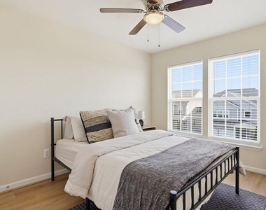 438 Boxelder Drive - Photo Thumbnail 20