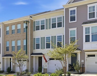 438 Boxelder Drive - Photo Thumbnail 1