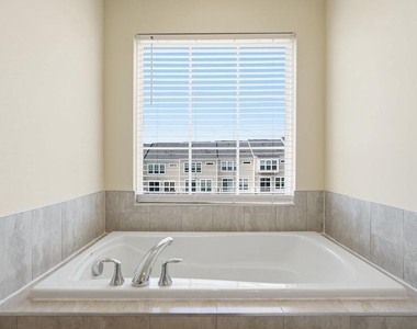 438 Boxelder Drive - Photo Thumbnail 17