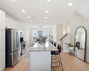 438 Boxelder Drive - Photo Thumbnail 7