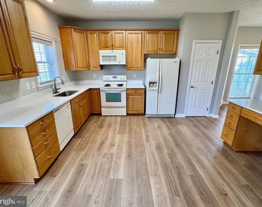177 Olympic Drive - Photo Thumbnail 11