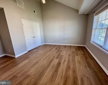 177 Olympic Drive - Photo Thumbnail 24