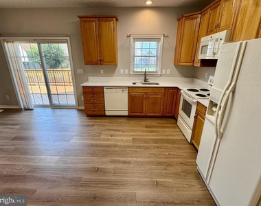 177 Olympic Drive - Photo Thumbnail 12