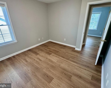 177 Olympic Drive - Photo Thumbnail 33