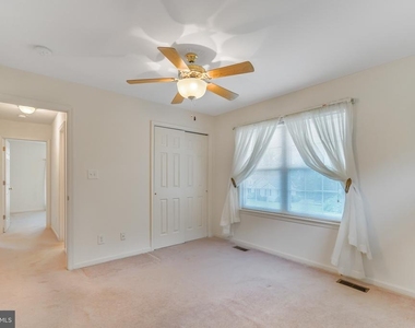 10700 Chancellorsville Drive - Photo Thumbnail 39