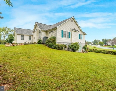 10700 Chancellorsville Drive - Photo Thumbnail 6