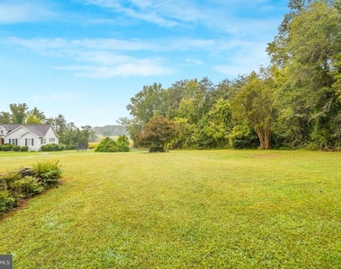 10700 Chancellorsville Drive - Photo Thumbnail 5