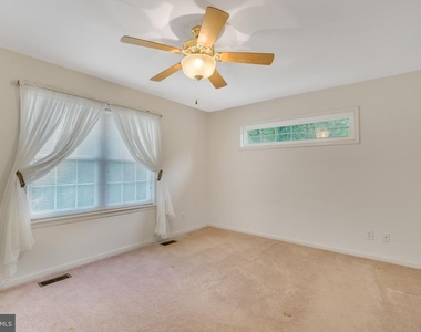 10700 Chancellorsville Drive - Photo Thumbnail 38