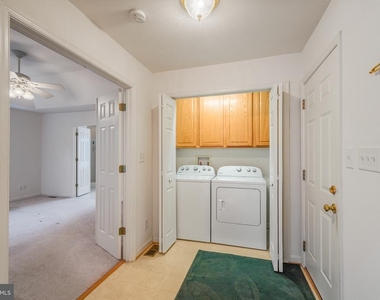 10700 Chancellorsville Drive - Photo Thumbnail 25