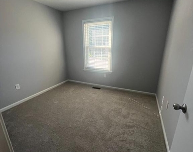3422 Tendril Court - Photo Thumbnail 16