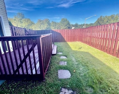 3422 Tendril Court - Photo Thumbnail 17