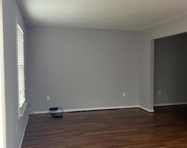 3422 Tendril Court - Photo Thumbnail 5