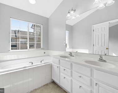 6687 Roderick - Photo Thumbnail 21