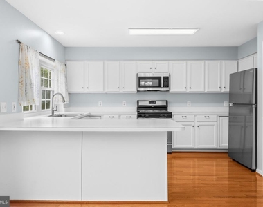 16880 Jed Forest Lane - Photo Thumbnail 35