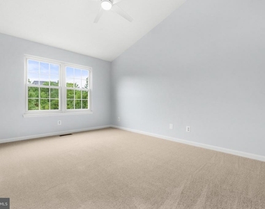 16880 Jed Forest Lane - Photo Thumbnail 18