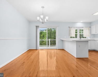 16880 Jed Forest Lane - Photo Thumbnail 9