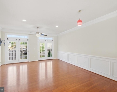 1443 Occoquan Heights Court - Photo Thumbnail 4