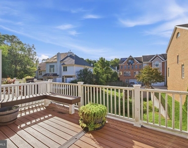 1443 Occoquan Heights Court - Photo Thumbnail 22