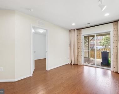 1443 Occoquan Heights Court - Photo Thumbnail 37