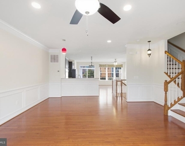 1443 Occoquan Heights Court - Photo Thumbnail 10